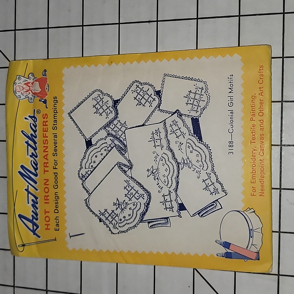 Aunt Martha's Hot Iron Transfers - Charming Designs Linens,‎ 3188 Colonial Girls